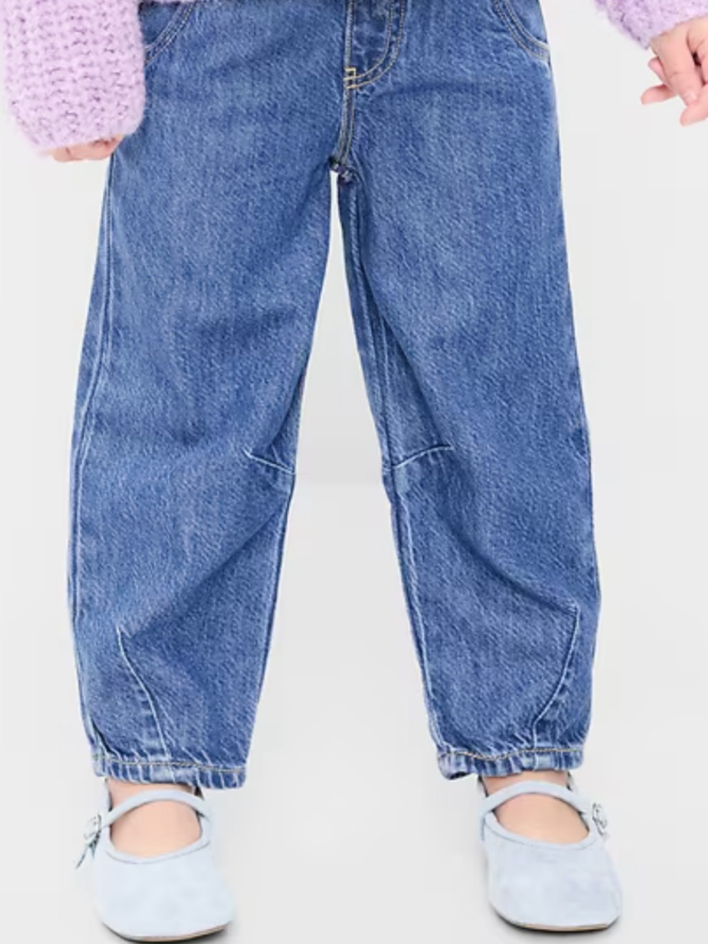 Old Navy toddler Barrel leg jeans. Size 5